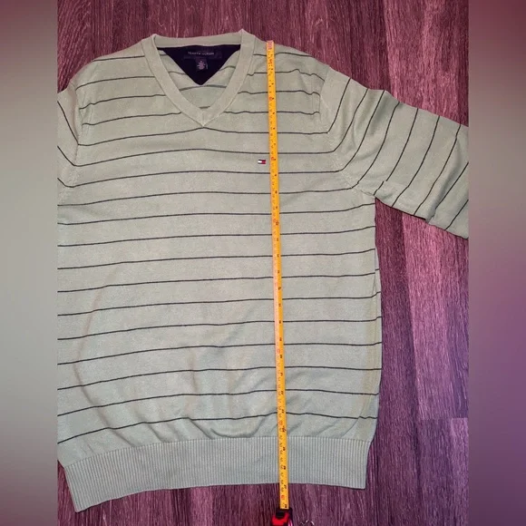 Tommy Hilfiger Men's Green and Blue Jumper Size M - Picture 2 of 7